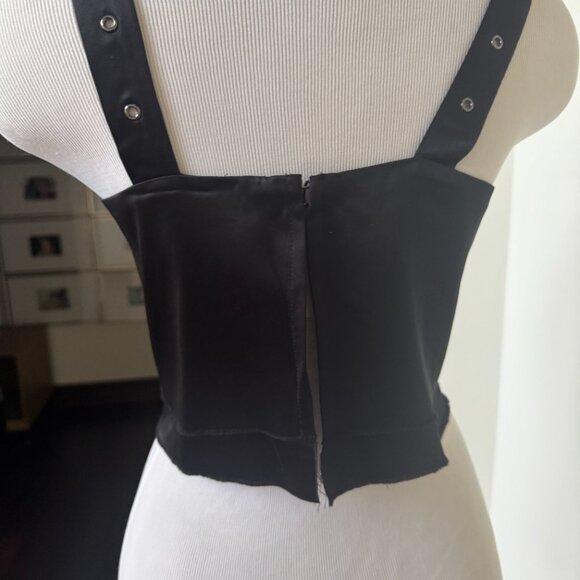 NONchalant Label Freya Crop Top in Black Non Chalant Size Small - Picture 7 of 14